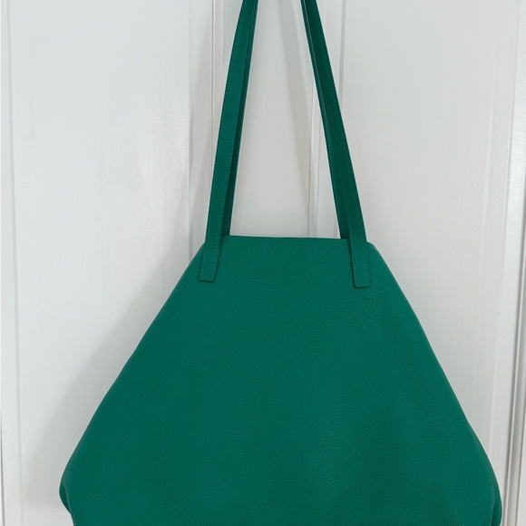 Akris A1 medium tote in green - Picture 6 of 10